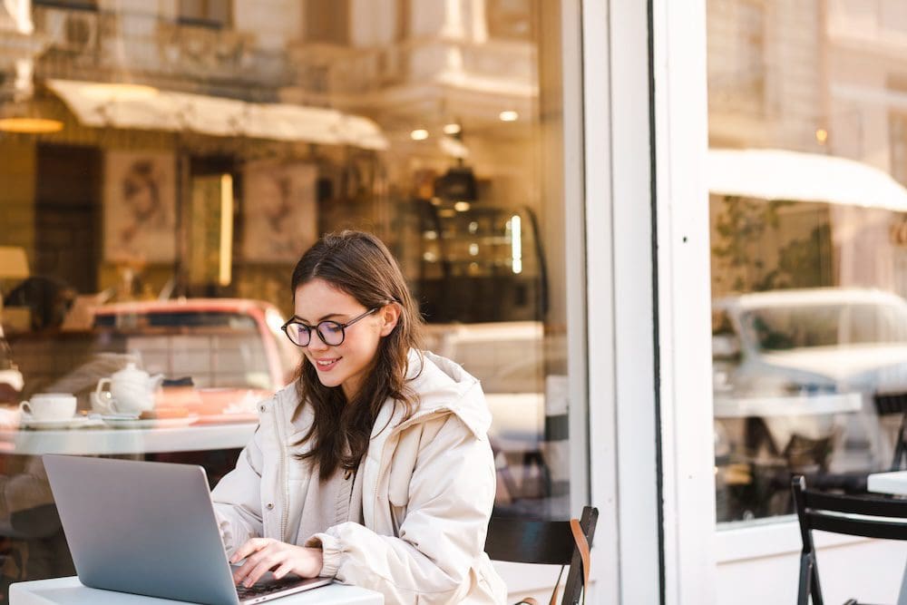 woman working on her laptop